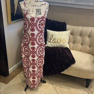 Elegant Red and White Patterned Midi Dress